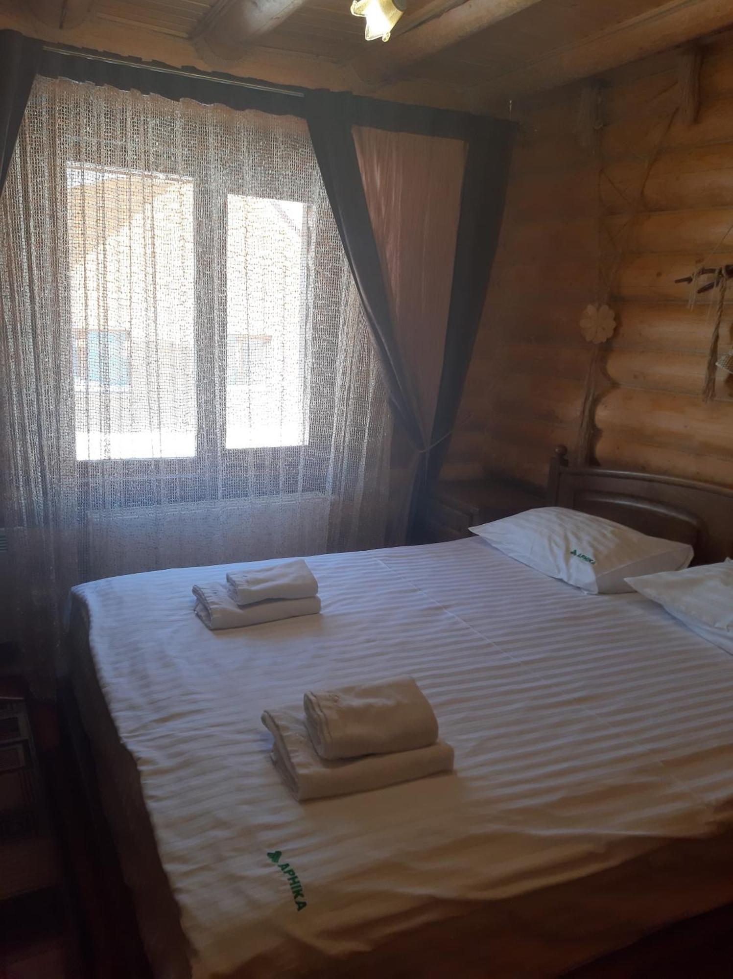 Арніка Otel Synevyrsʼka Polyana Dış mekan fotoğraf