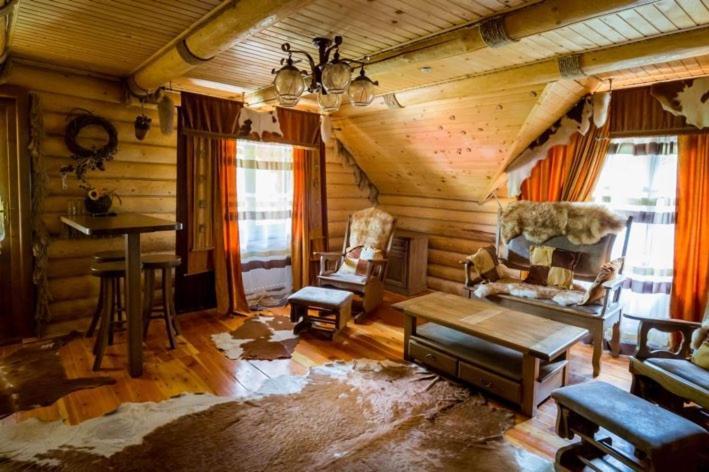 Арніка Otel Synevyrsʼka Polyana Dış mekan fotoğraf