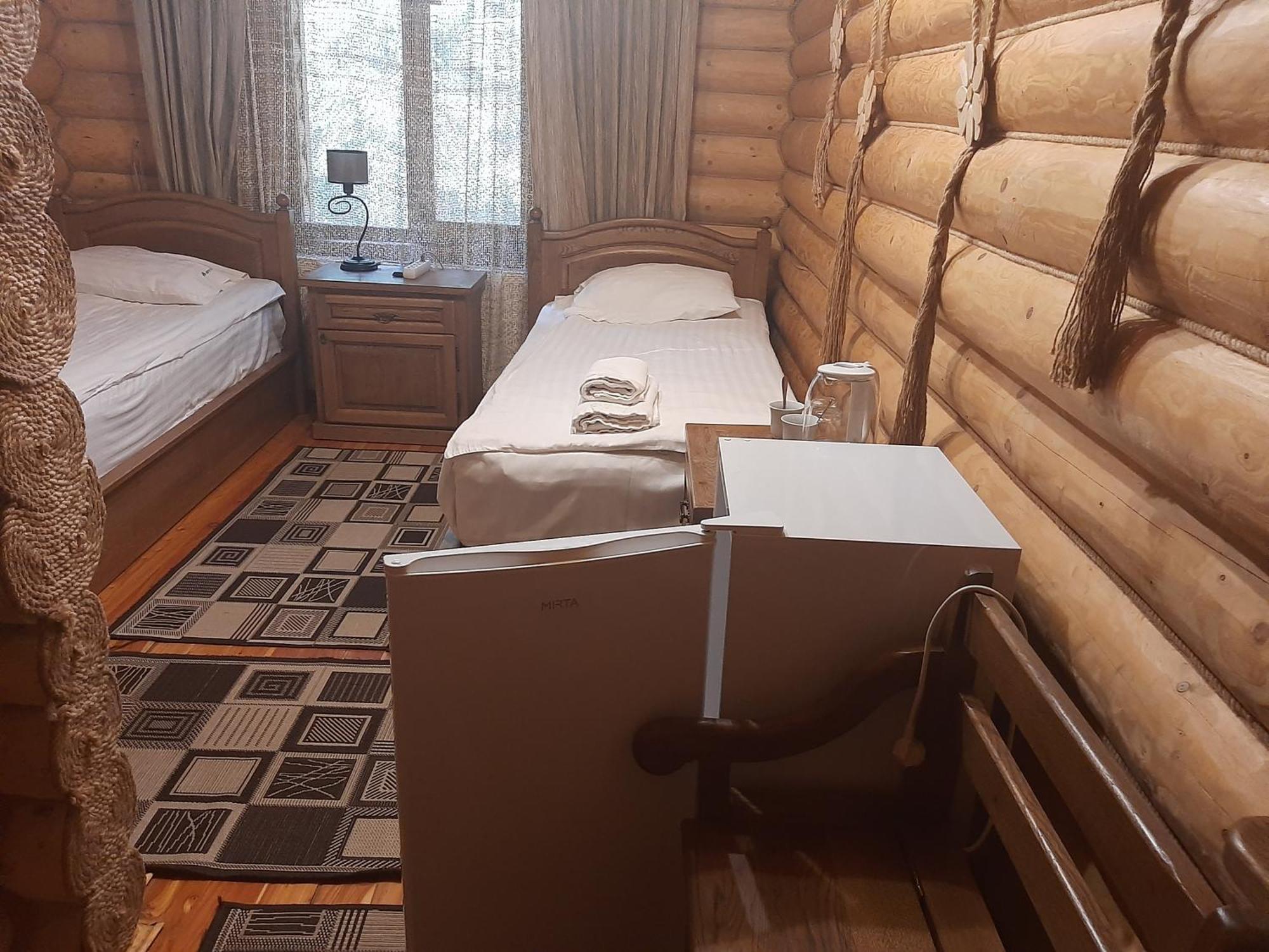 Арніка Otel Synevyrsʼka Polyana Dış mekan fotoğraf
